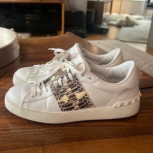 Valentino Sneakers Size 37